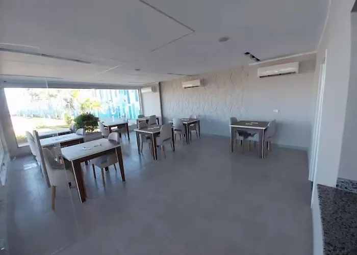 10 Steps From And Heart, Furnished With Modern Kitchenette Apartment Hurghada